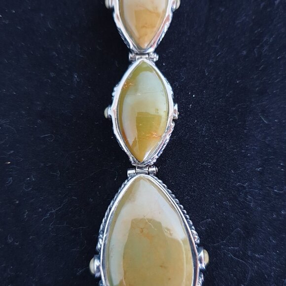 Bold Vintage Southwestern Hand Crafted Green Gaspeite 925 Silver BARSE Bracelet - Picture 4 of 17